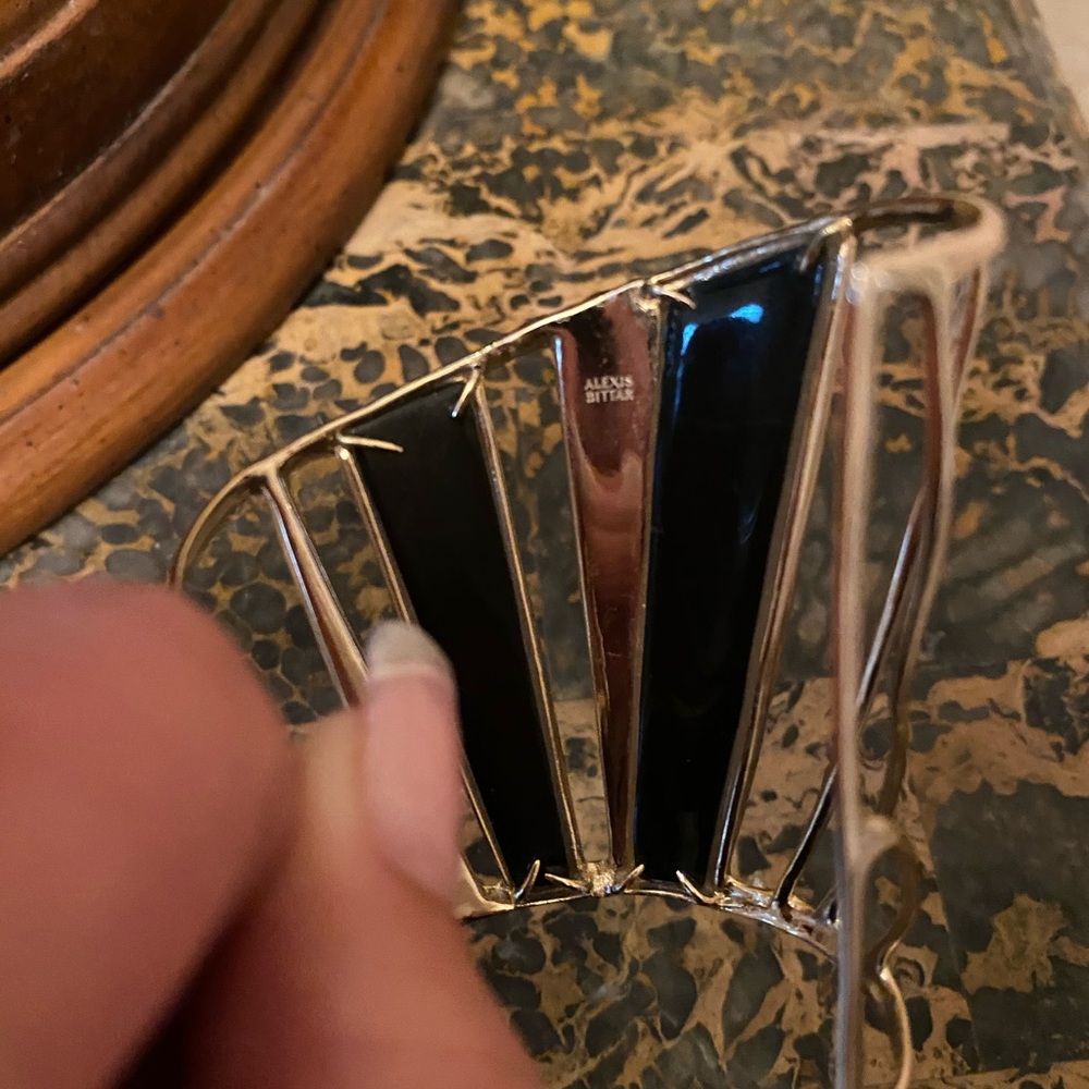 Alexis Bittar Lucite Howlite Gold Cuff Bracelet - Picture 5 of 6